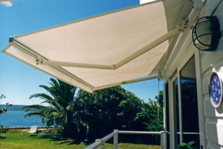 Aluxor Stratos I Folding Arm Awning